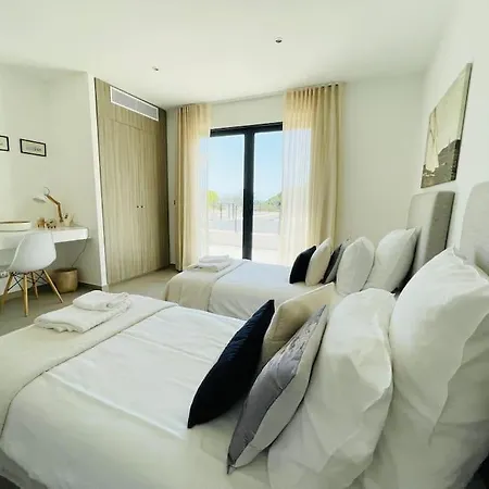 Contemporary With Tasteful Decor Apartamento La Croix-Valmer